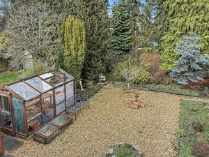 Photo 14- click for photo gallery